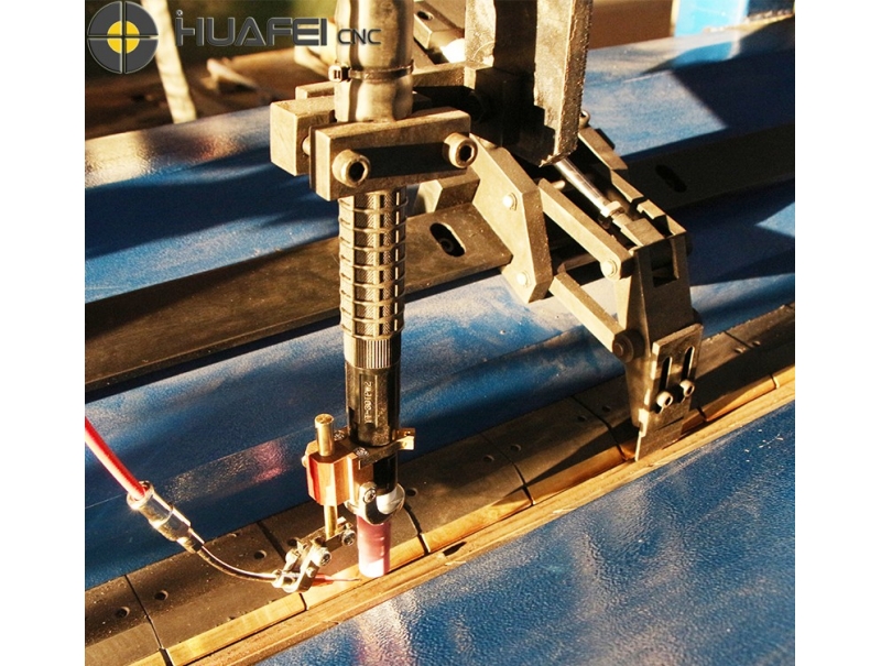 河南客户定制的纵缝焊接设备